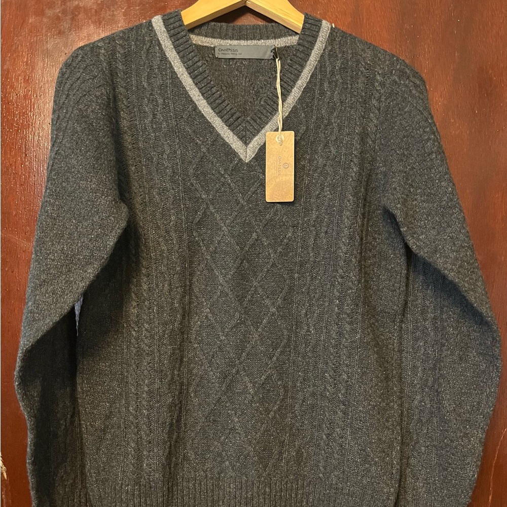 Men’s Onassis V Neck Sweater